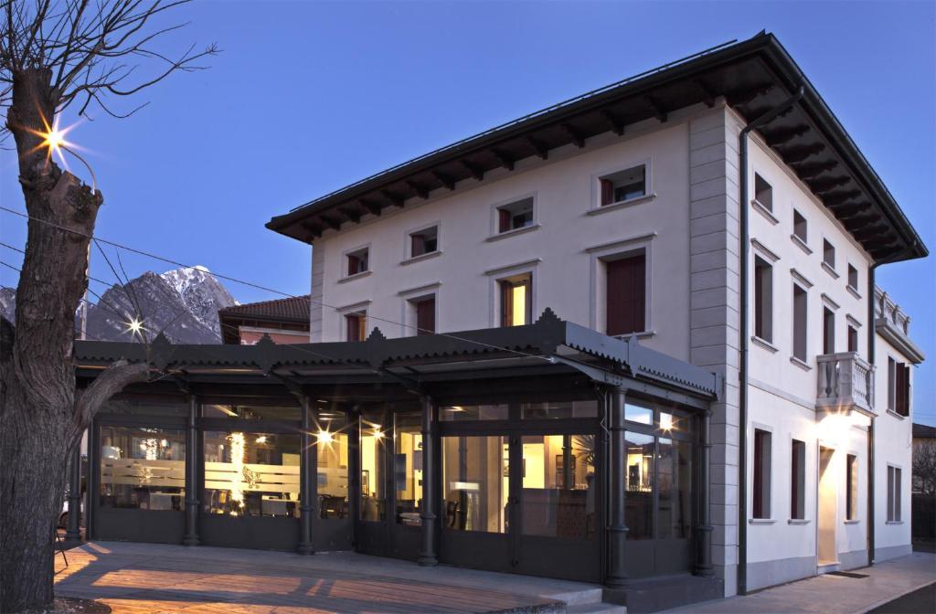 La Locanda Alla Stazione Ponte nell'Alpi Exterior photo